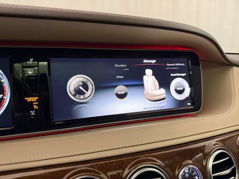 Used 2015 Mercedes-Benz S 550 4MATIC Sedan image 25