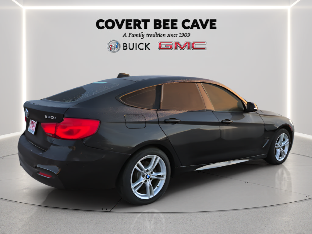 Used 2018 BMW 330i Gran Turismo xDrive AWD/4WD image 9