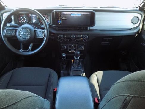 Certified 2024 Jeep Gladiator Sport image 13