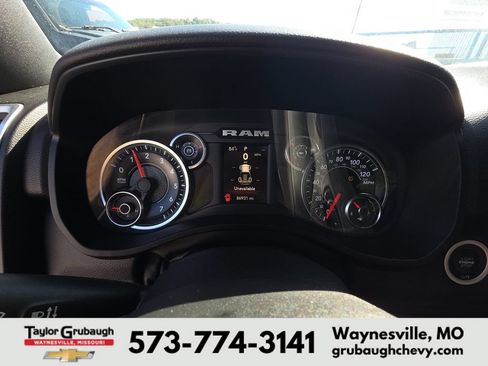 Used 2019 RAM 1500 Big Horn AWD/4WD image 10