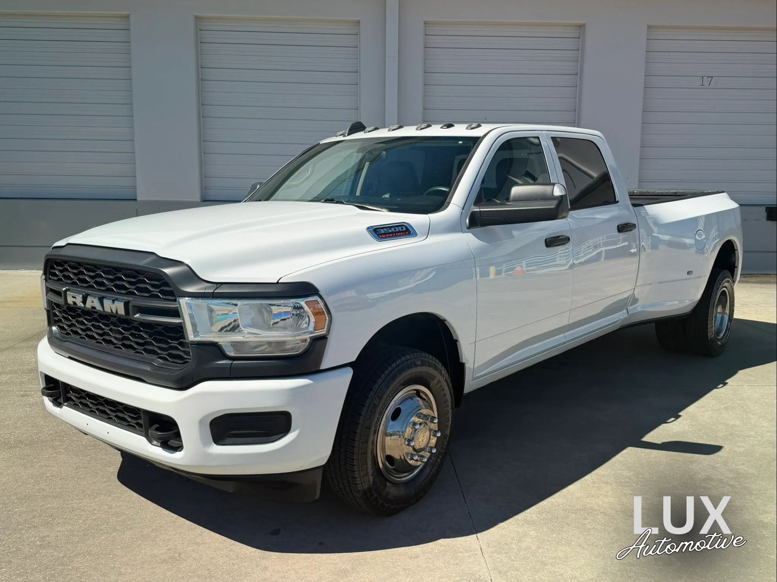Used 2020 RAM 3500 Tradesman RWD image 1