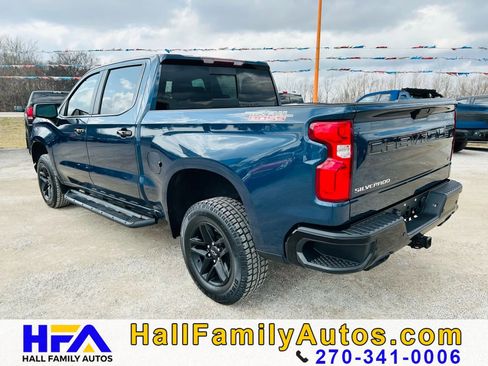 Used 2020 Chevrolet Silverado 1500 LT Trail Boss AWD/4WD image 3
