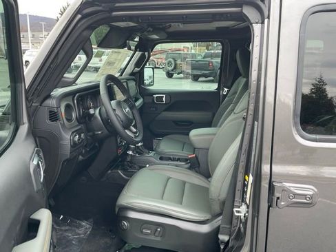 New 2026 Jeep Gladiator Mojave AWD/4WD image 15