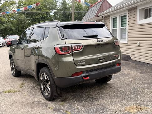 Used 2018 Jeep Compass Trailhawk w/ Leather Interior Group AWD/4WD image 5