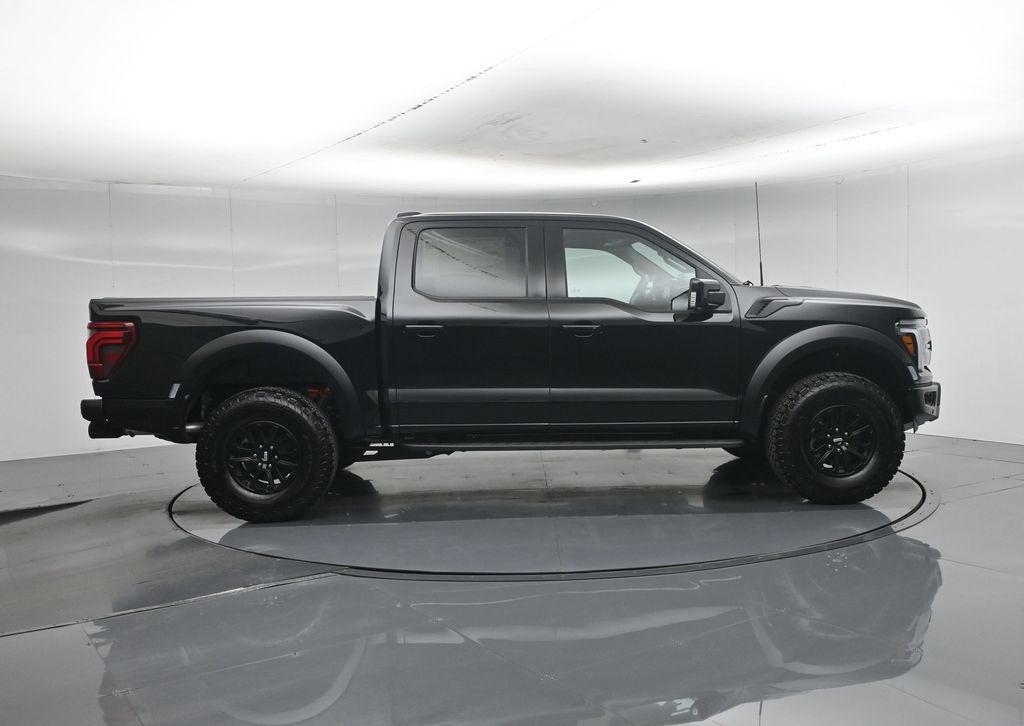 Used 2026 Ford F150 Raptor AWD/4WD image 4