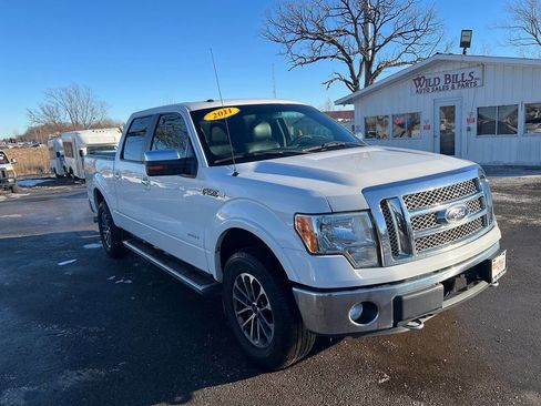 Used 2011 Ford F150 Lariat w/ Lariat Chrome Pkg image 3