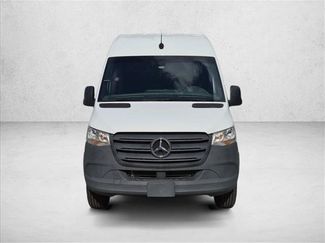 Used 2024 Mercedes-Benz Sprinter 2500 video 2