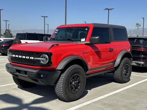 Certified 2022 Ford Bronco Wildtrak image 9