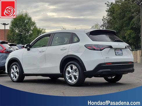 Used 2023 Honda HR-V LX image 7