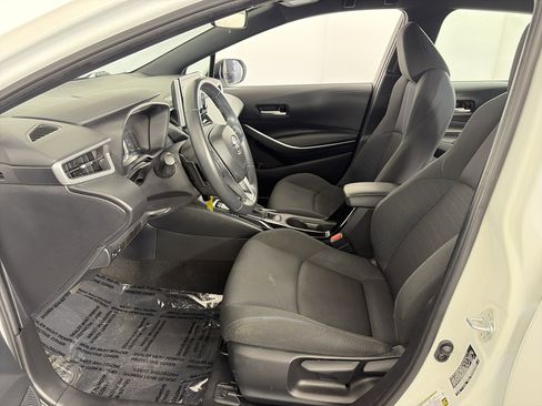 Used 2021 Toyota Corolla SE FWD image 6