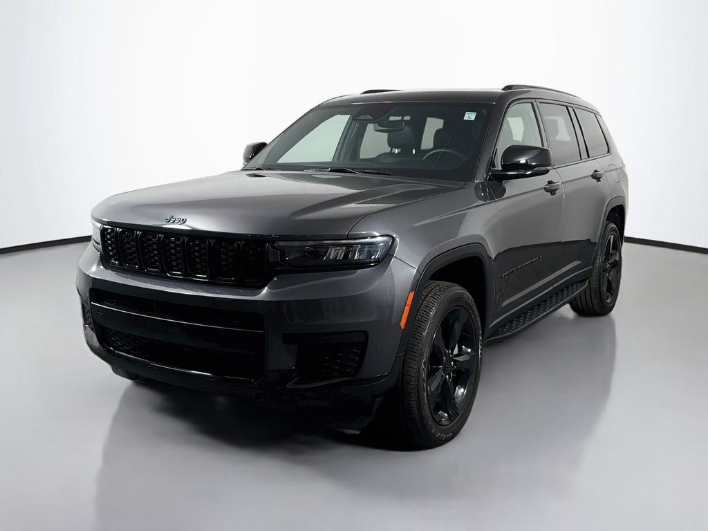 Used 2024 Jeep Grand Cherokee L Altitude AWD/4WD image 3