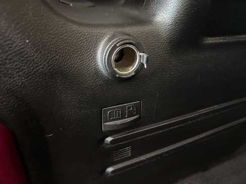 Used 2021 Jeep Wrangler Unlimited Sahara w/ Cold Weather Group image 40