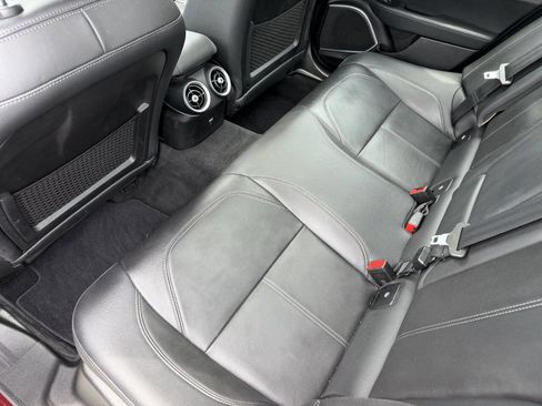 Used 2019 Alfa Romeo Giulia AWD w/ Cold Weather Package image 21