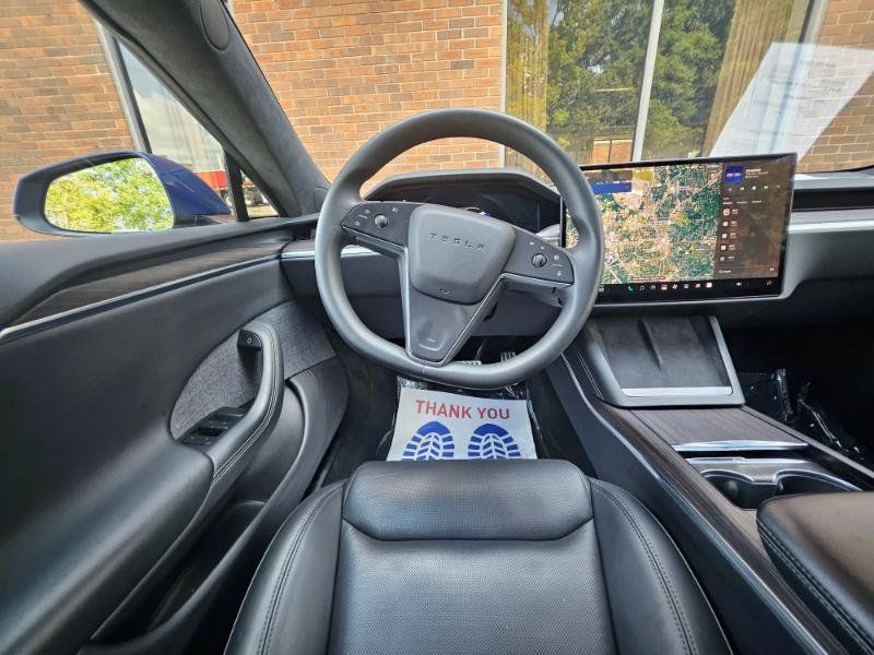 Used 2024 Tesla Model S AWD/4WD image 4