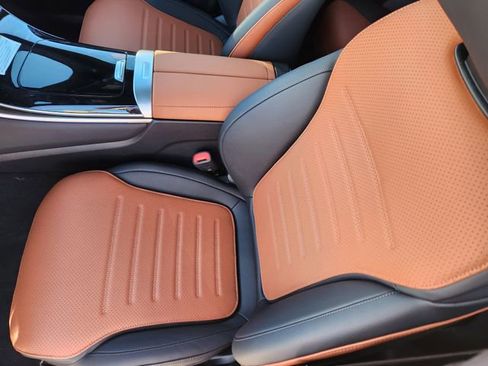 New 2026 Mercedes-Benz GLC 300 4MATIC image 8