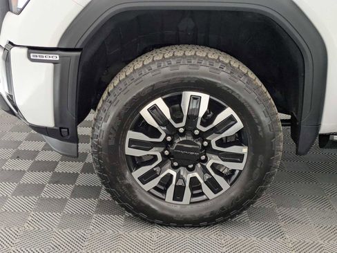 Used 2025 GMC Sierra 3500 Denali Ultimate AWD/4WD image 15