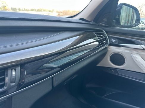 Used 2015 BMW X5 xDrive50i image 32