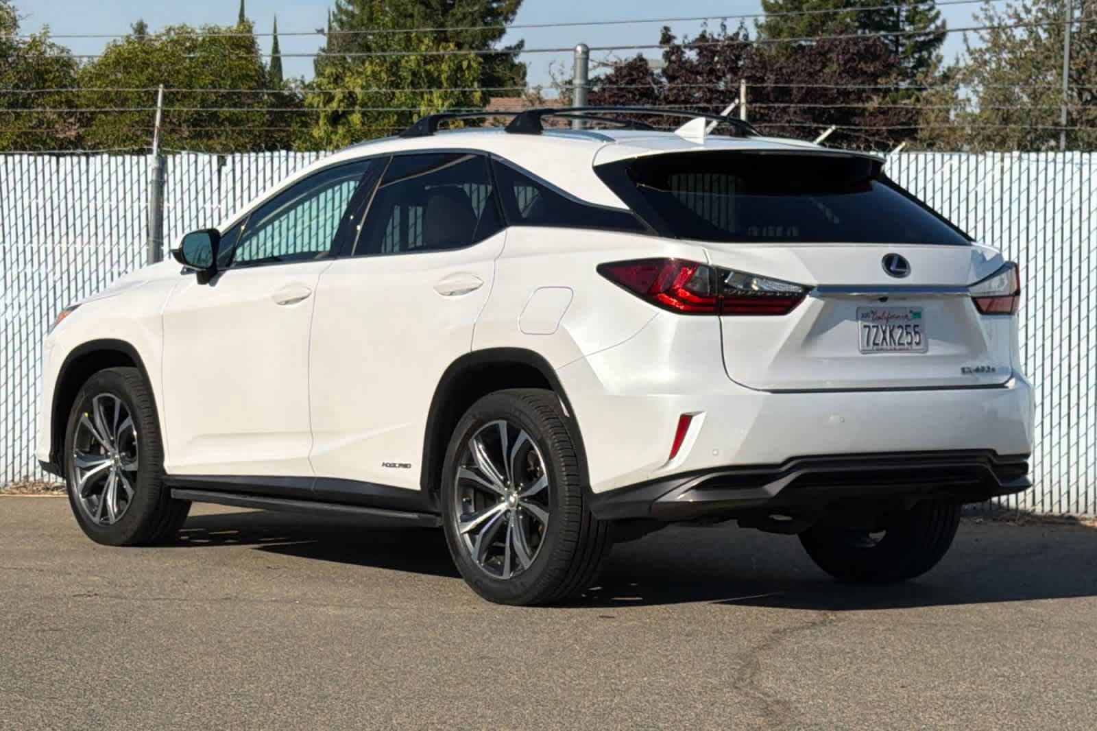 Used 2017 Lexus RX 450h AWD w/ Cold Weather Package image 5