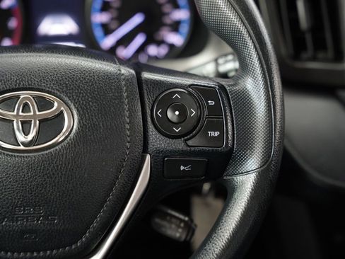 Used 2018 Toyota RAV4 LE w/ All Weather Liner Package FWD image 13