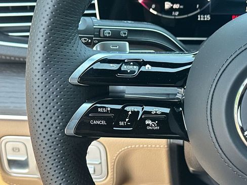 New 2026 Mercedes-Benz GLS 450 4MATIC image 29