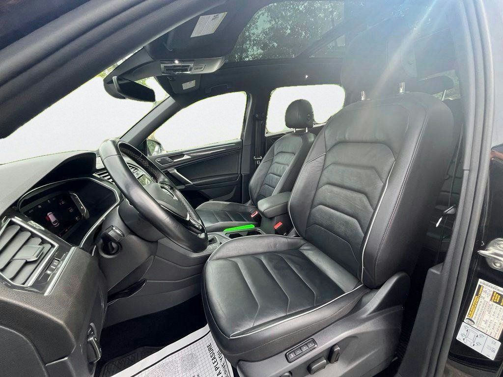 Used 2020 Volkswagen Tiguan SEL Premium R-Line w/ 3rd Row Seat Package AWD/4WD image 10