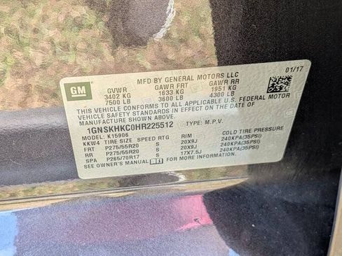 Used 2017 Chevrolet Suburban LT AWD/4WD image 39