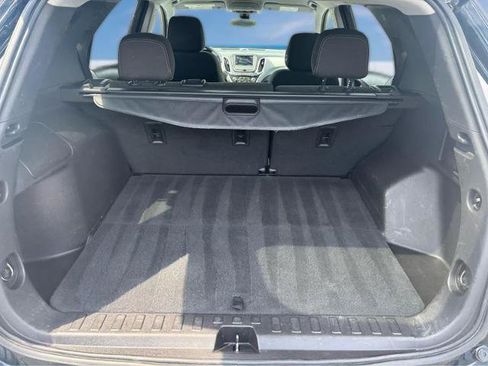 Used 2023 Chevrolet Equinox LT w/ LPO, Floor Liner Package AWD/4WD image 9