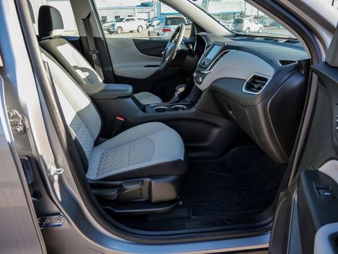 Used 2024 Chevrolet Equinox LS w/ Driver Confidence II Package FWD image 13