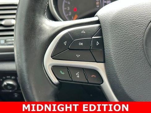 Used 2020 Jeep Grand Cherokee Altitude image 21