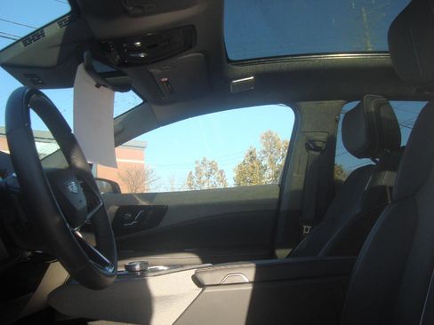 Used 2025 Cadillac Optiq Luxury 2 w/ LPO, Floor Liner Package image 14