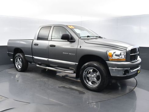 Used 2006 Dodge Ram 1500 Truck SLT image 3