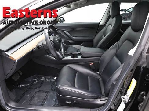 Used 2019 Tesla Model 3 Standard Range RWD image 13