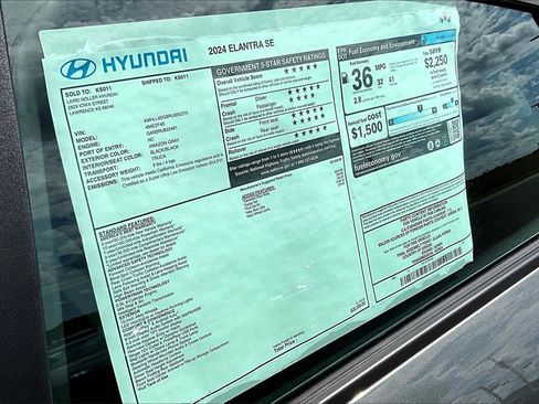 Used 2024 Hyundai Elantra SE image 14