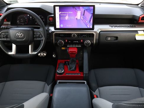 Used 2025 Toyota Tacoma TRD Sport w/ TRD Sport Upgrade Package image 2