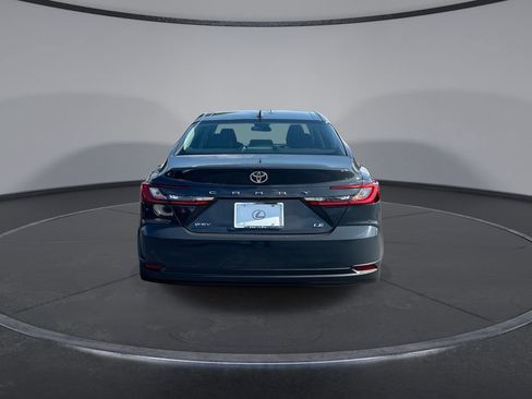 Used 2025 Toyota Camry LE FWD image 17