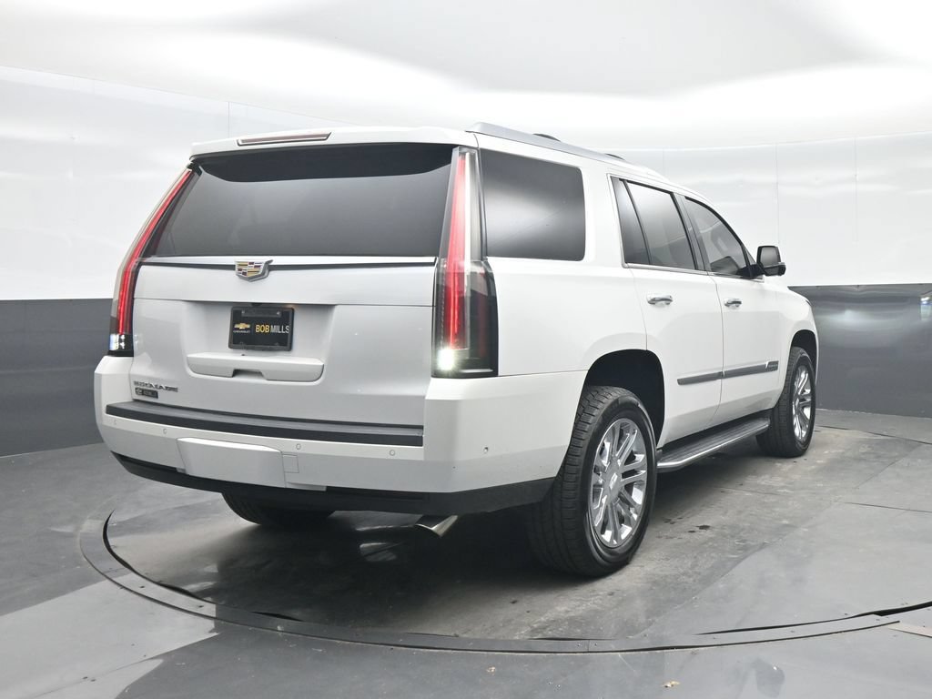 Used 2019 Cadillac Escalade 2WD image 6
