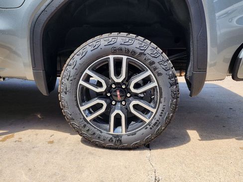 New 2026 GMC Sierra 1500 AT4 w/ AT4 Premium Package AWD/4WD image 53