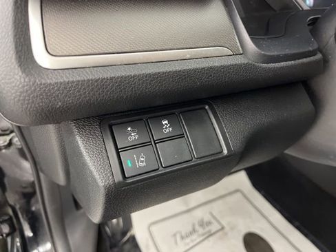 Used 2019 Honda Civic LX image 30