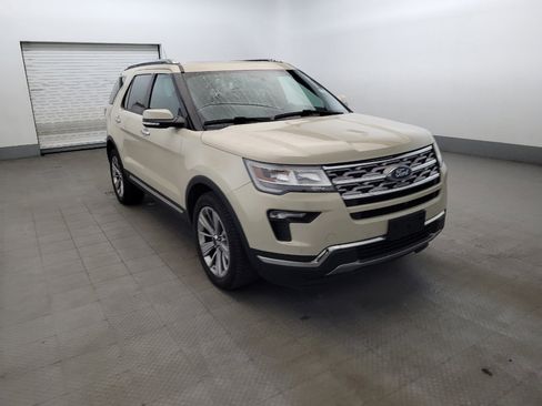 Used 2018 Ford Explorer Limited AWD/4WD image 13