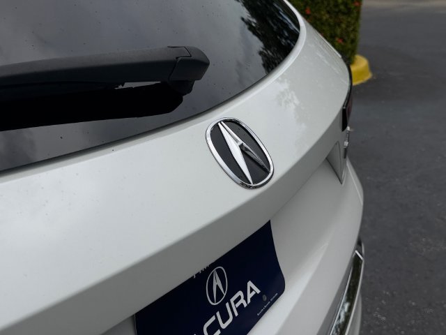 Used 2024 Acura MDX w/ Technology Package FWD image 16
