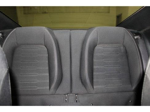 Used 2015 Ford Mustang GT image 19