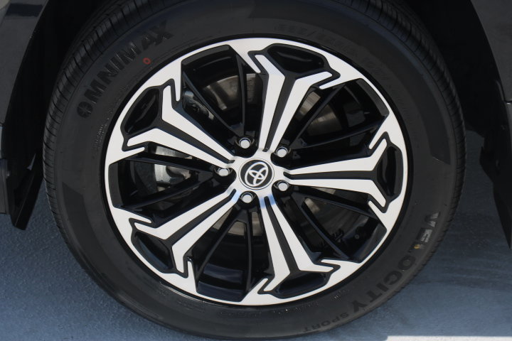 Certified 2024 Toyota RAV4 XSE AWD/4WD image 9
