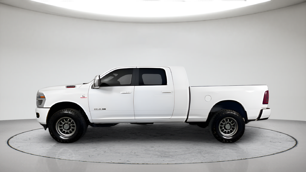 Used 2025 RAM 2500 Laramie AWD/4WD image 8