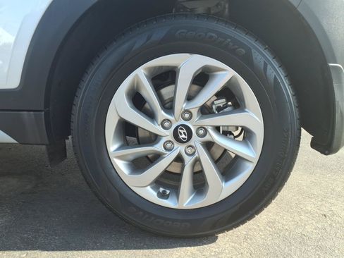 Used 2017 Hyundai Tucson SE w/ SE Popular Package 02 FWD image 9