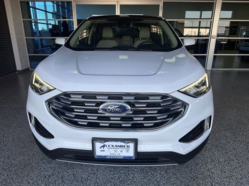 Certified 2021 Ford Edge SEL w/ Convenience Package image 2