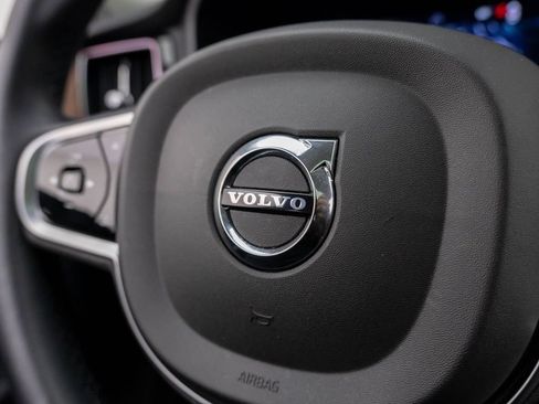 Used 2023 Volvo XC60 B5 Plus w/ Climate Package AWD/4WD image 20