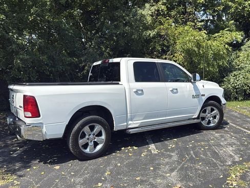 Used 2017 RAM 1500 Big Horn AWD/4WD image 3