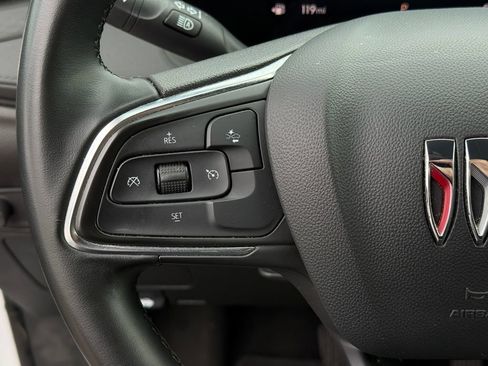 Used 2024 Buick Encore GX Sport Touring FWD image 28