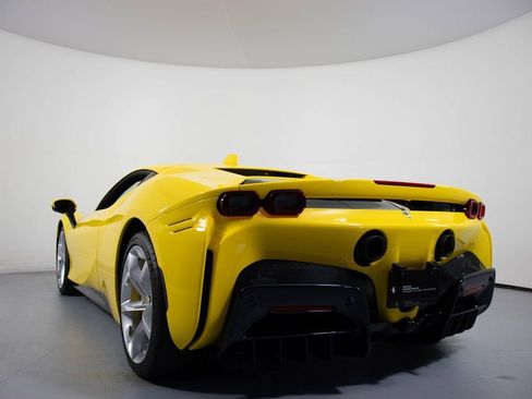 Certified 2022 Ferrari SF90 Stradale AWD/4WD image 25
