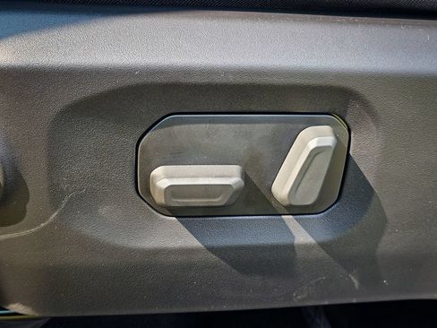 New 2026 Jeep Gladiator Sport AWD/4WD image 15